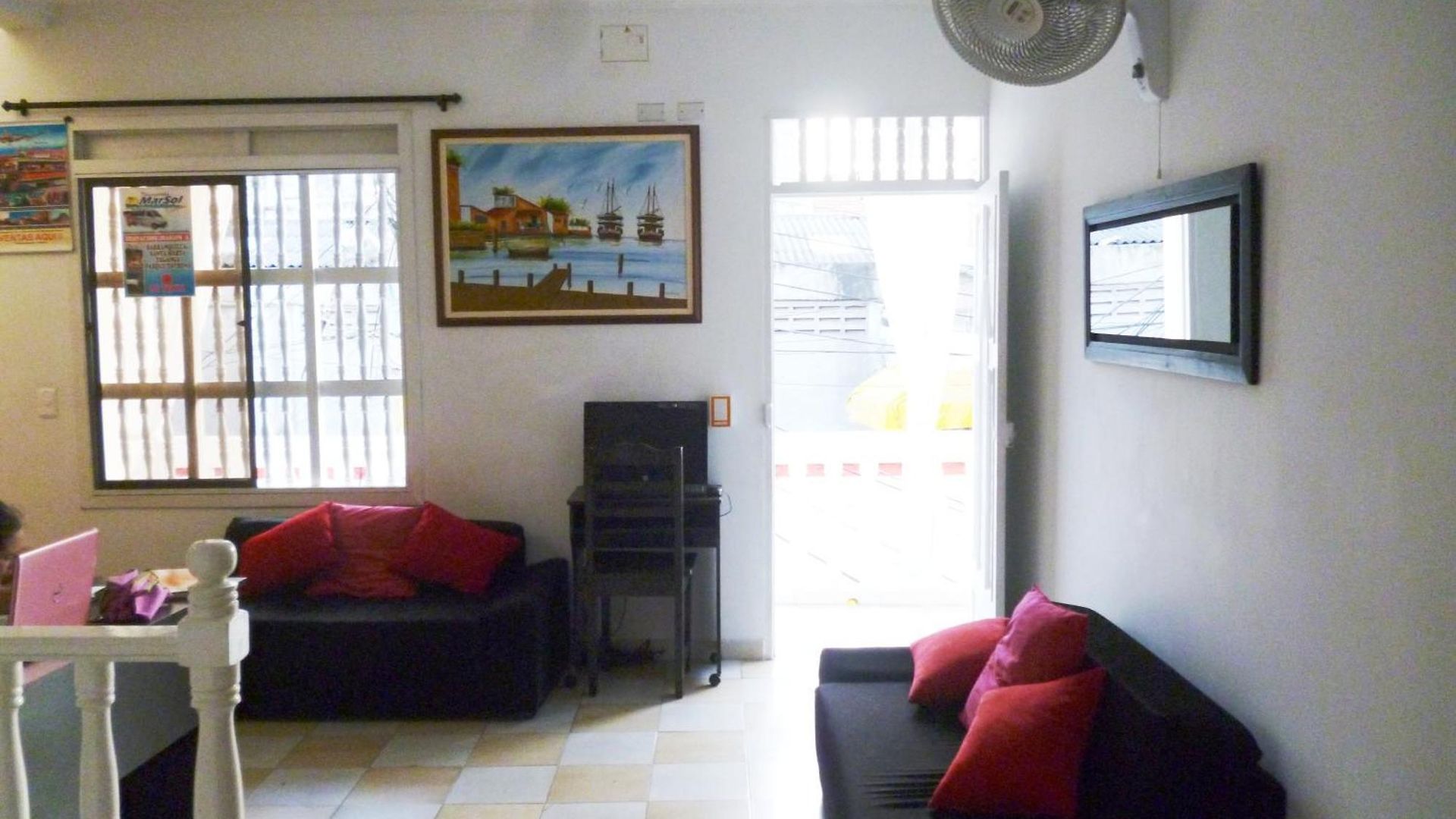 Hostal Artur *