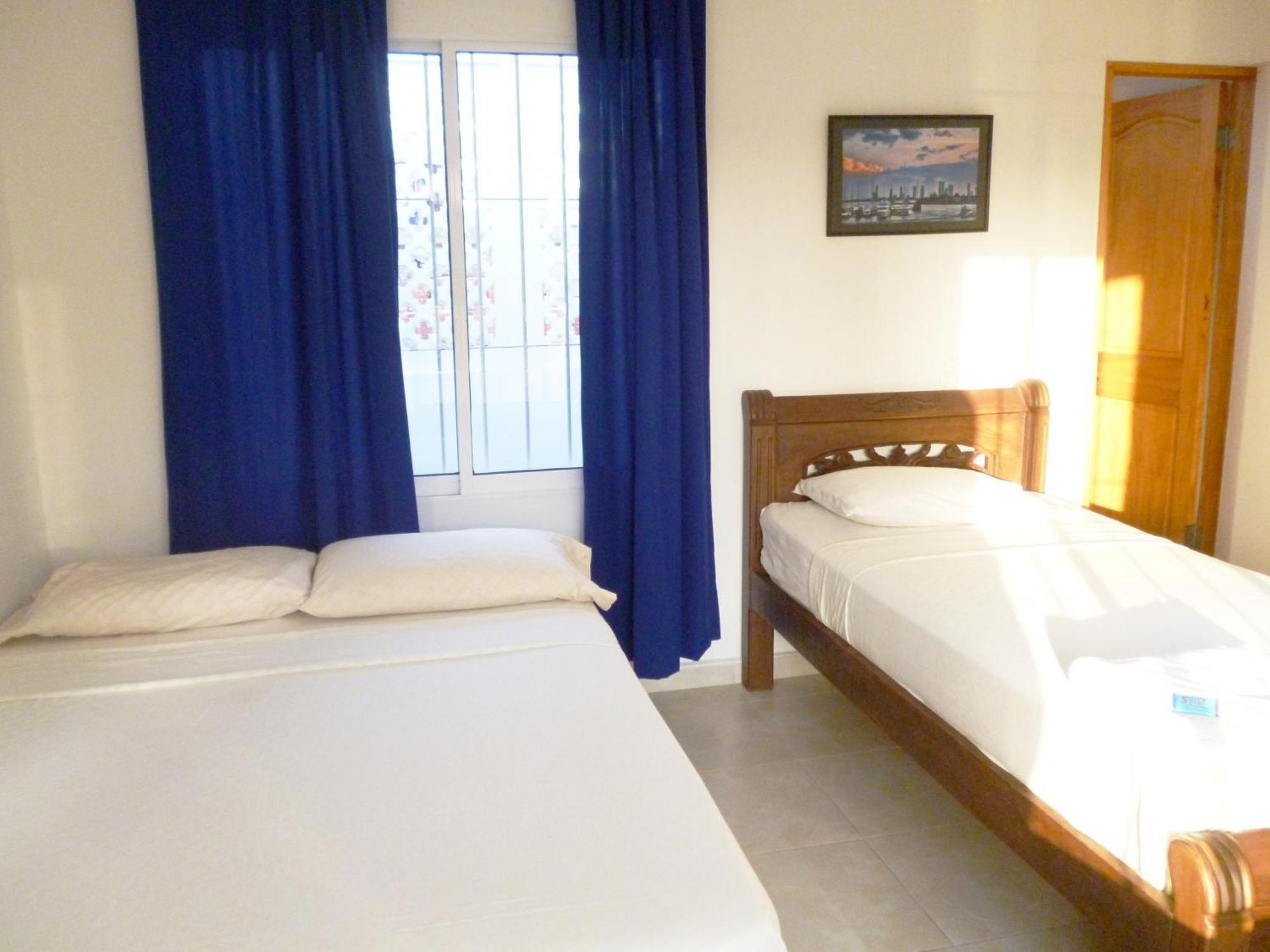 Artur Hostel *